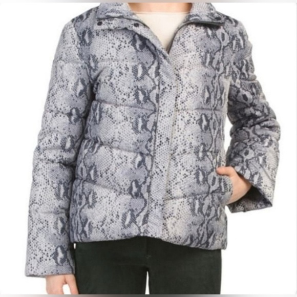Betsey Johnson Gray Snakeskin Print Puffer Jacket Size L - Picture 1 of 11